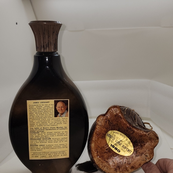 2 Decanters Perfect For Collectors!Beam's Choice & 45yo Italian Leather Decanter - Picture 11 of 12